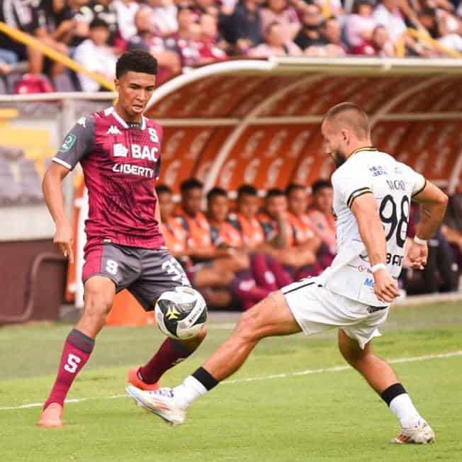 Empate en la Cueva: Saprissa y Liberia Comparten Puntos