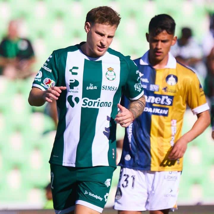 Bruno Barticciotto: La Estrella del Santos que Brilla en la Comarca