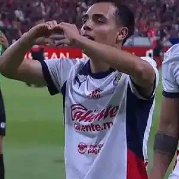 ¡Chivas se despide del Clausura 2025 tras una amarga derrota en el Clásico Tapatío!