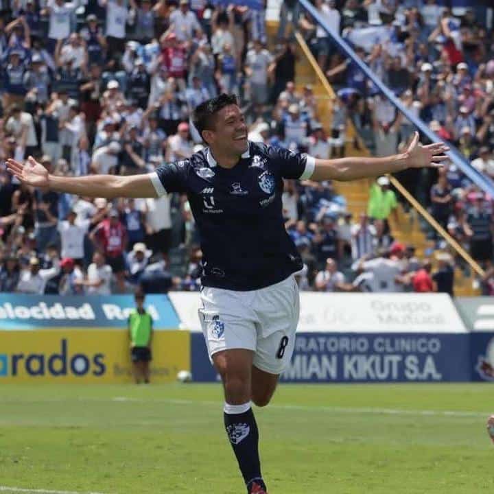 Douglas López Brilla y Lleva a Cartaginés a la Victoria en un Emocionante Clásico