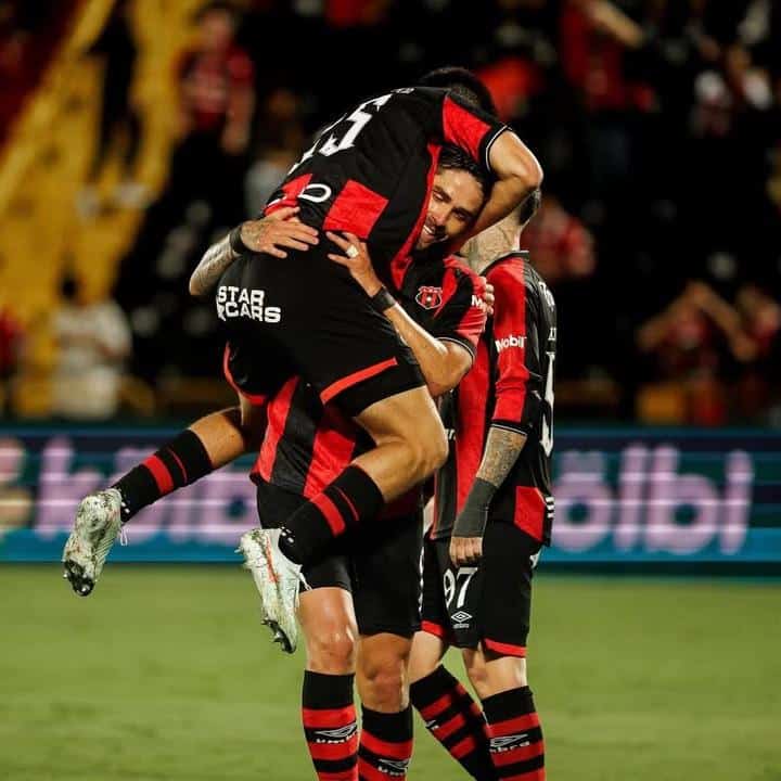 Alajuelense Busca un Milagro: Crucial Partido ante Liberia