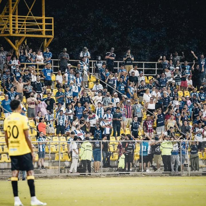 Cartaginés: La Afición se Une por un Futuro Brillante