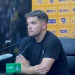 La Polémica del VAR y la Frustración de Larcamón en la Liguilla