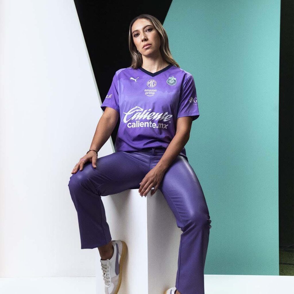 Chivas Femenil: ¿Innovación o falta de originalidad en su nuevo uniforme?