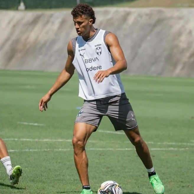 ¿Se Va Deossa? Futuro Incierto para el Colombiano en Monterrey