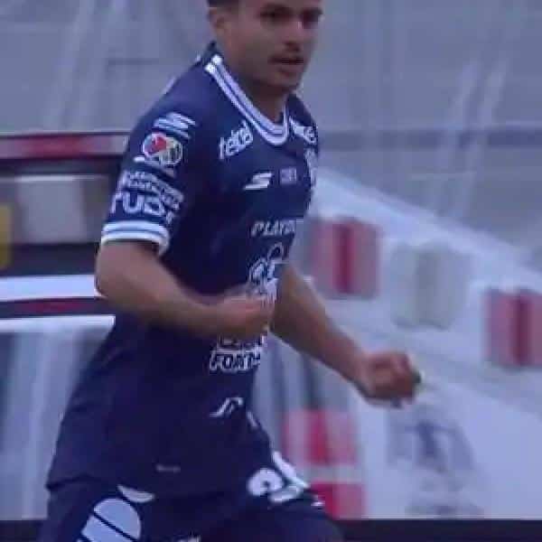 ¿Rodrigo Parra, el futuro o el fracaso de Pumas?