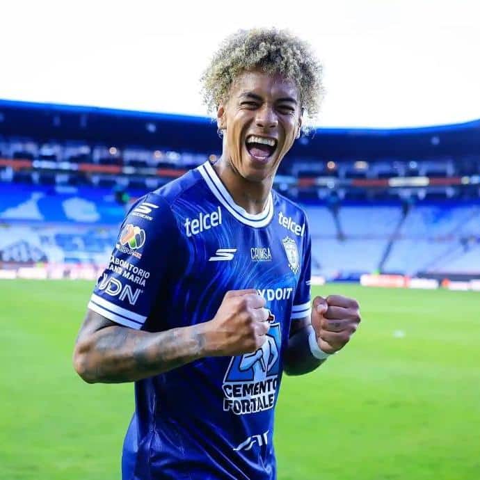Pachuca sorprende a Monterrey en un partido memorable del Apertura 2025